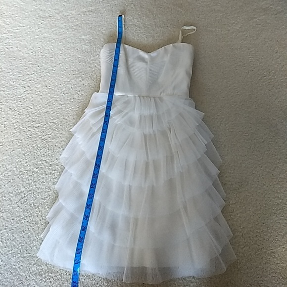 Dress - Picture 8 of 8